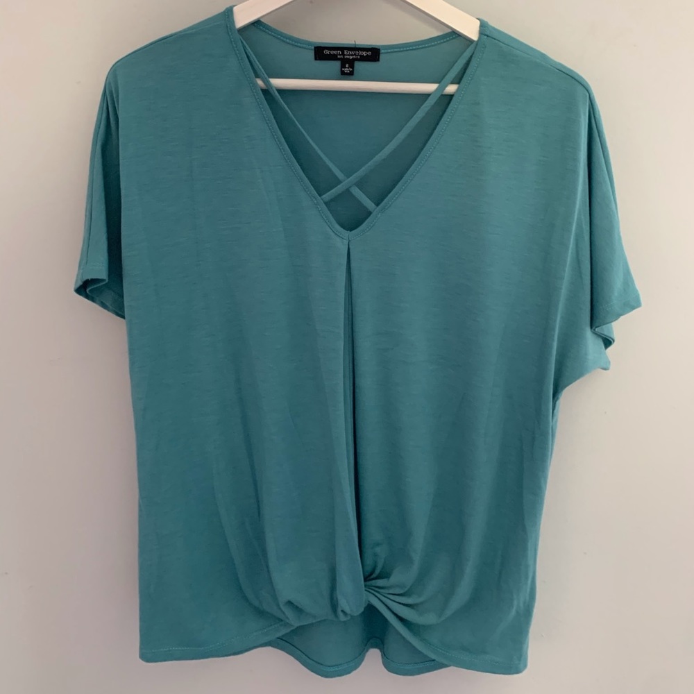 Aqua twist front top